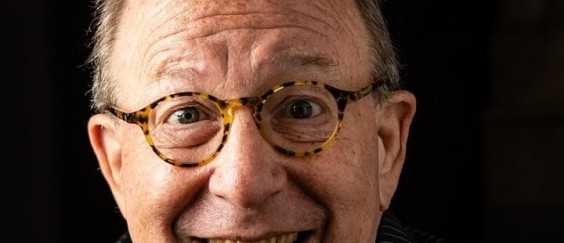 800px-Pulitzer2018-jerry-saltz-20180530-wp