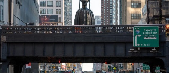 2-Simone Leigh_Photo by Timothy Schenck